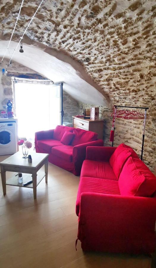 Chambre de charme avec plein d authenticité du 13 ème siècle. 40m² Châteauneuf-du-Pape Extérieur photo